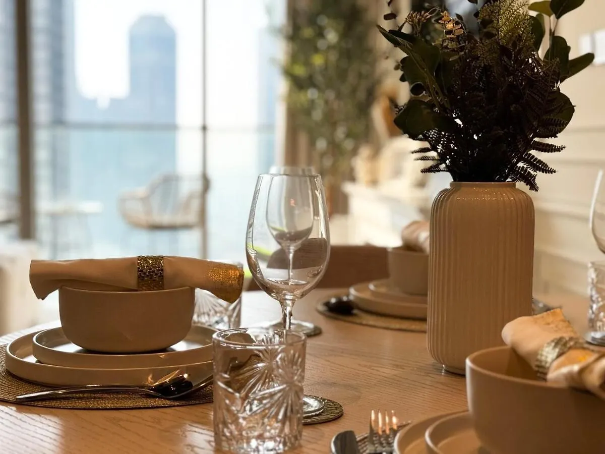 アパート ドバイStunning 1Br Burj View From Infinity Poolアパートメント アラブ首長国連邦